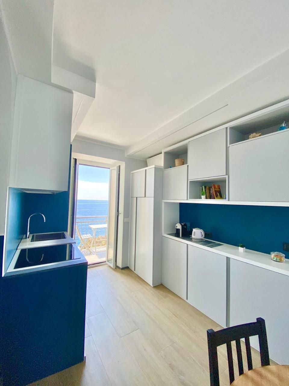Apartment La Scogliera - Riomaggiore Exteriör bild